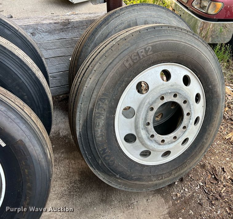 image for item II9151 Tires and wheels