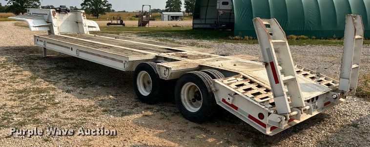 image for item II9155 2003 Interstate  equipment trailer