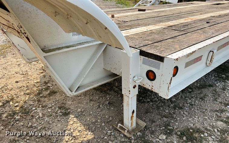 image for item II9155 2003 Interstate  equipment trailer