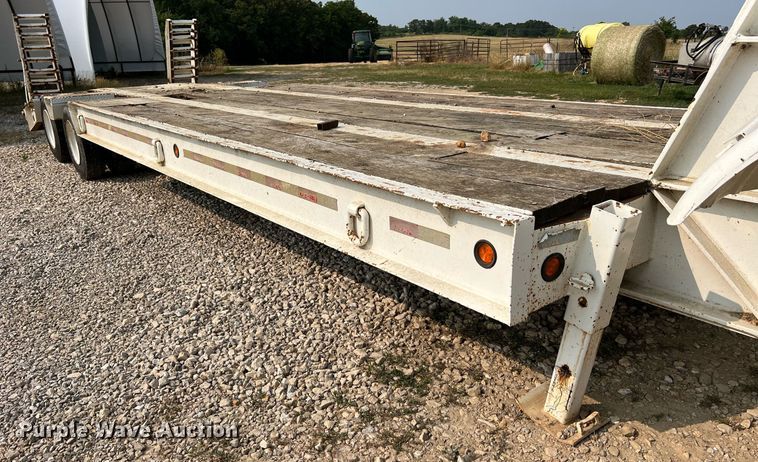 image for item II9155 2003 Interstate  equipment trailer