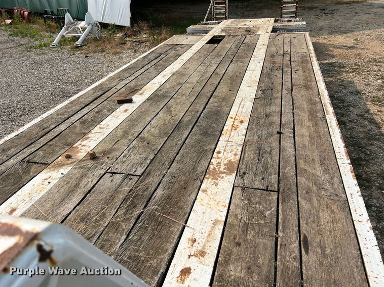 image for item II9155 2003 Interstate  equipment trailer