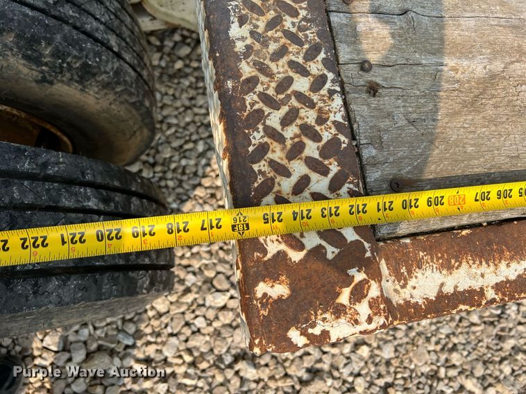 image for item II9155 2003 Interstate  equipment trailer