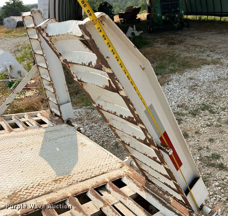 image for item II9155 2003 Interstate  equipment trailer