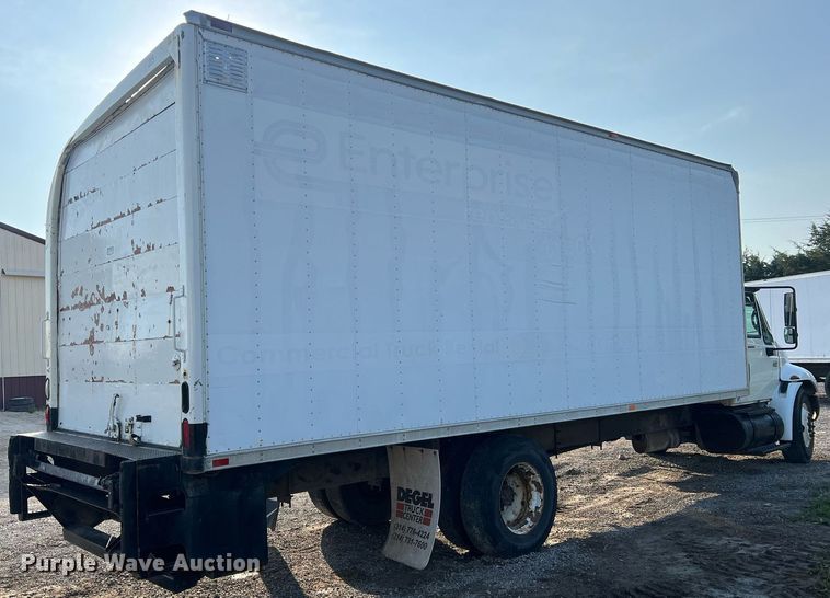 image for item II9199 2005 International 4300  box truck