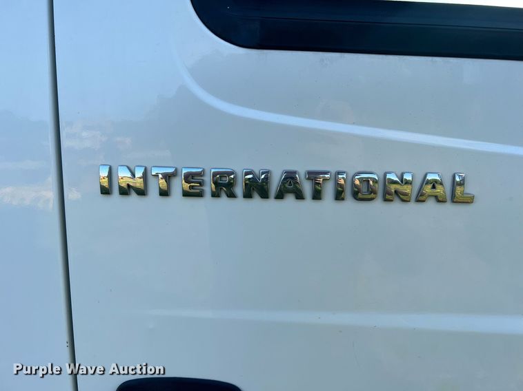 image for item II9199 2005 International 4300  box truck