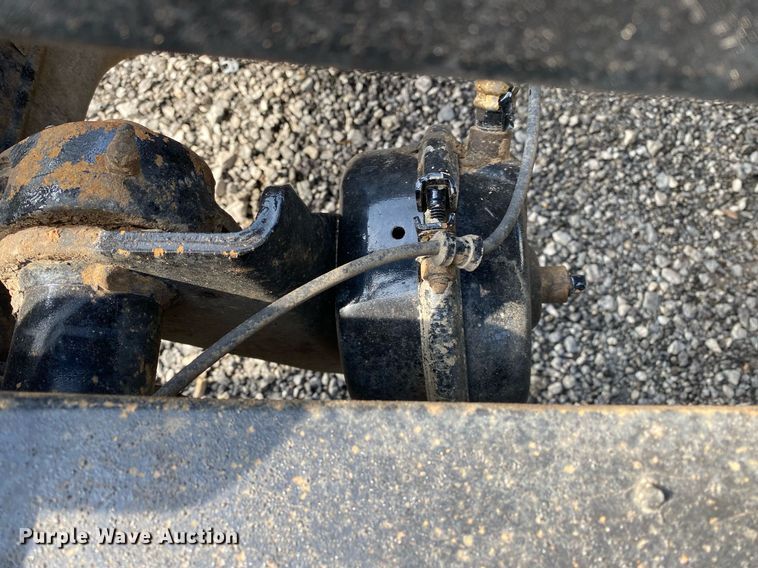 image for item KB9435 2000 International 9200i  semi truck