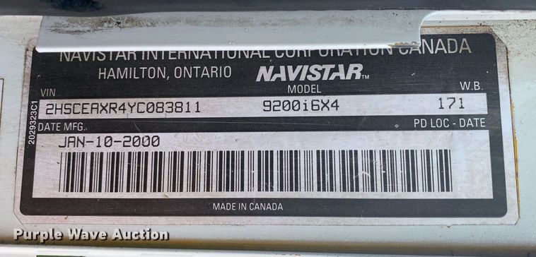 image for item KB9435 2000 International 9200i  semi truck