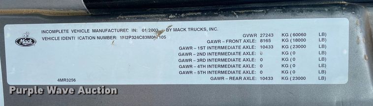 image for item KB9437 2003 Mack RD688S  winch truck