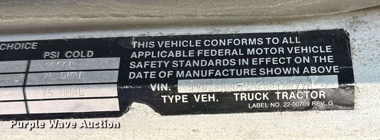 image for item KL9013 1981 Peterbilt 359  semi truck