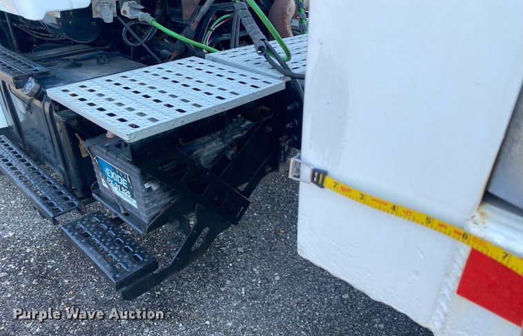 image for item KW9243 2007 Nu Van NVSS-53102  side curtain trailer