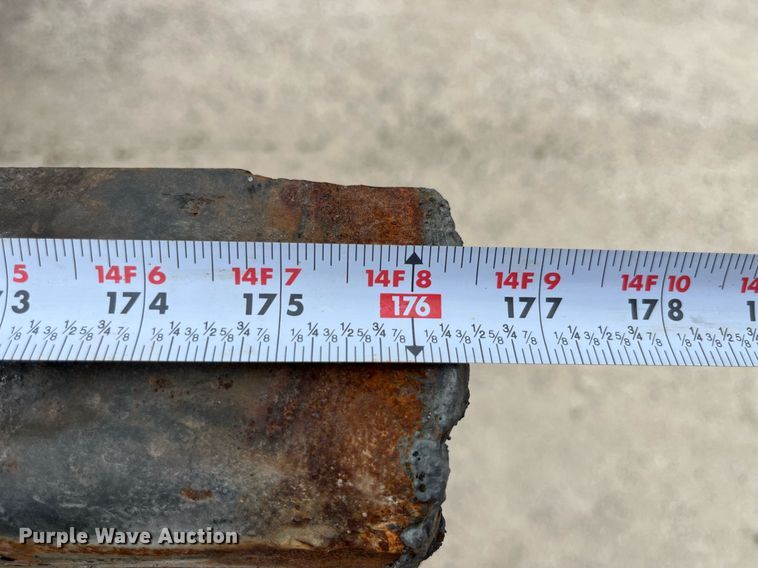 image for item LB9028 1997 Ford F800  truck cab and chassis