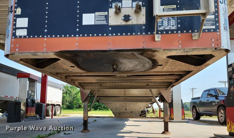 image for item LE9125 2008 Timpte  grain trailer