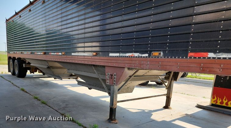 image for item LE9125 2008 Timpte  grain trailer