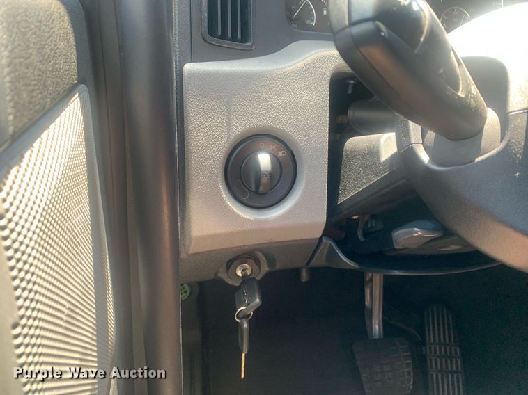 image for item LH9666 2018 Freightliner Cascadia 126  semi truck