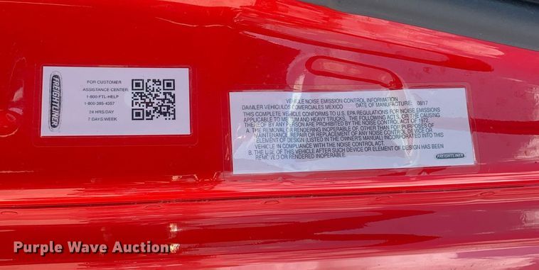 image for item LH9666 2018 Freightliner Cascadia 126  semi truck