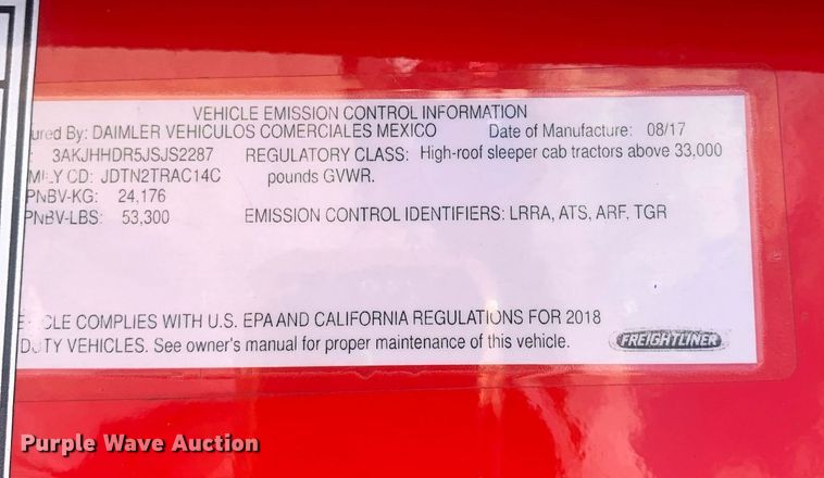 image for item LH9666 2018 Freightliner Cascadia 126  semi truck