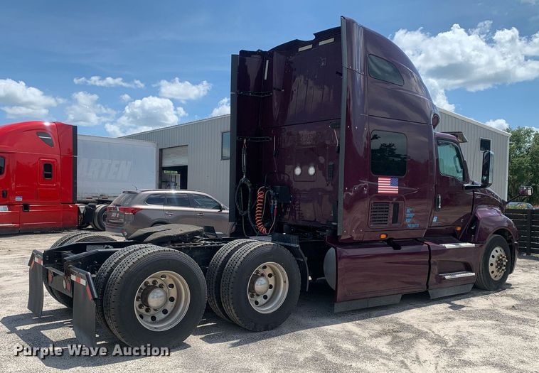 image for item LH9667 2020 International LT625  semi truck