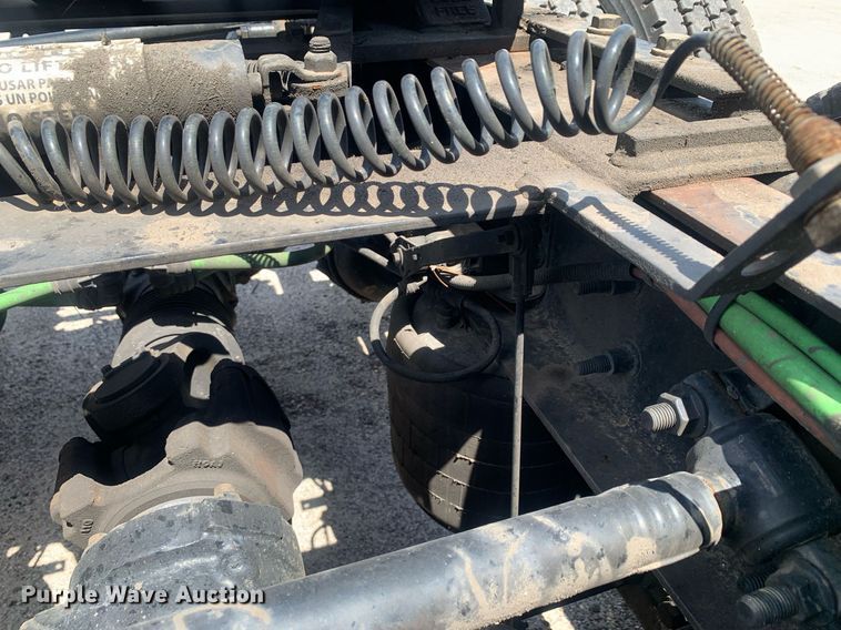 image for item LH9667 2020 International LT625  semi truck