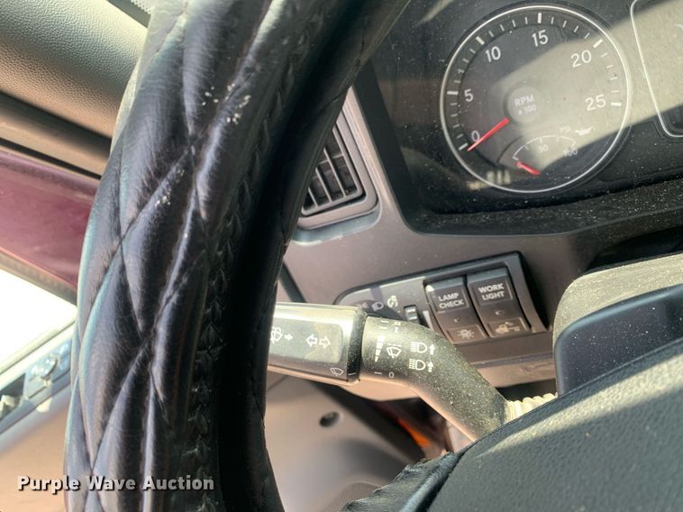 image for item LH9667 2020 International LT625  semi truck