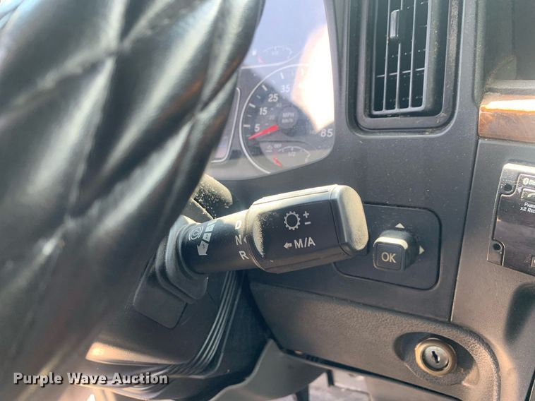 image for item LH9667 2020 International LT625  semi truck