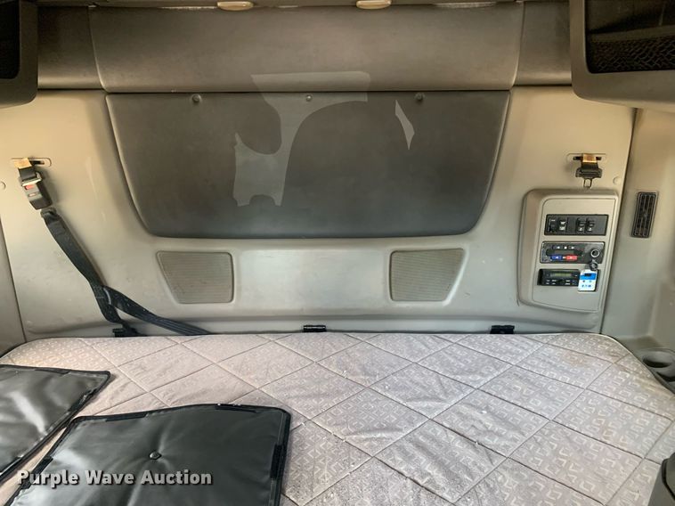 image for item LH9667 2020 International LT625  semi truck