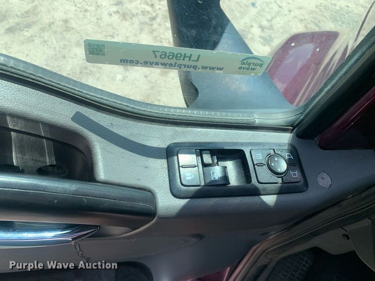 image for item LH9667 2020 International LT625  semi truck