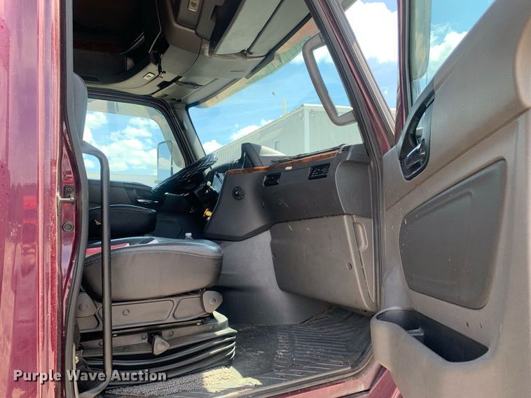 image for item LH9667 2020 International LT625  semi truck