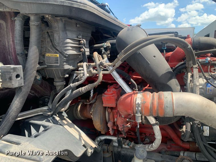 image for item LH9667 2020 International LT625  semi truck