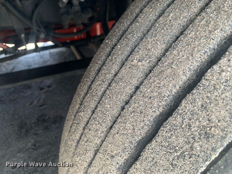 image for item LH9667 2020 International LT625  semi truck