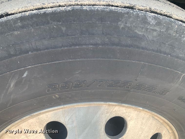 image for item LH9667 2020 International LT625  semi truck