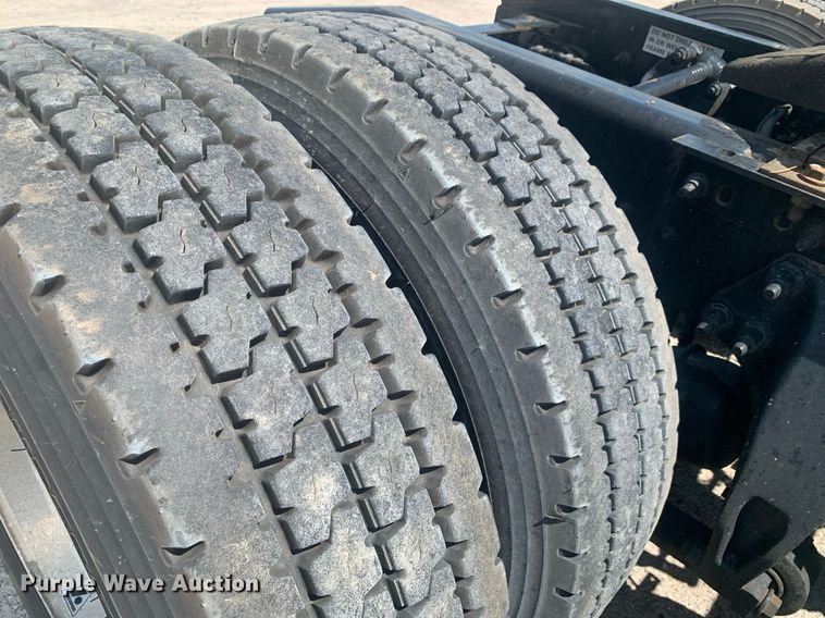 image for item LH9667 2020 International LT625  semi truck