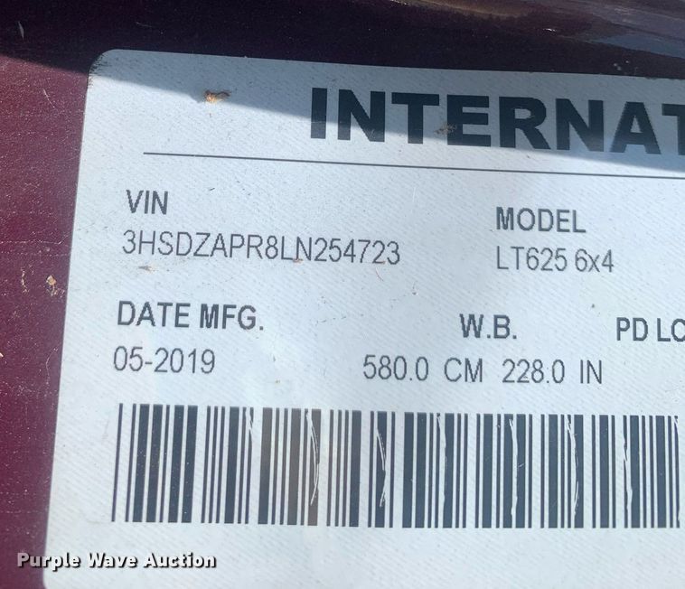 image for item LH9667 2020 International LT625  semi truck