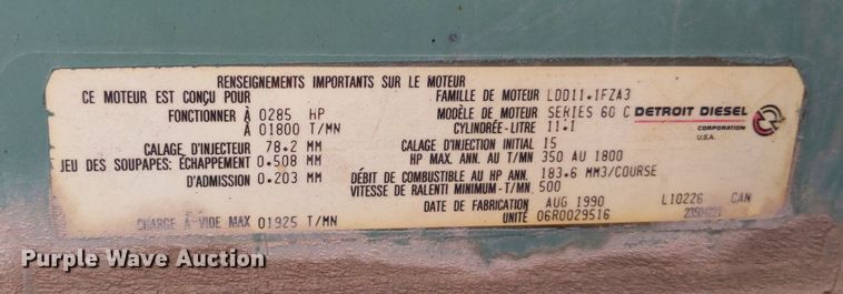 image for item LL9225 1991 Freightliner FLC  semi truck