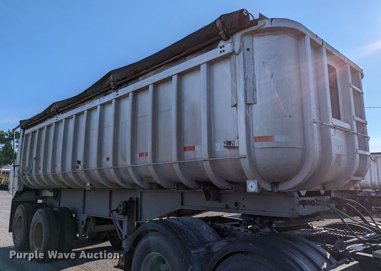 image for item LM9795 1979 Hobbs GA-24-53  end dump trailer