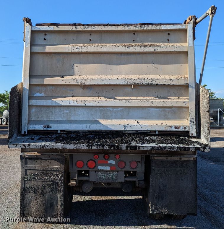 image for item LM9795 1979 Hobbs GA-24-53  end dump trailer
