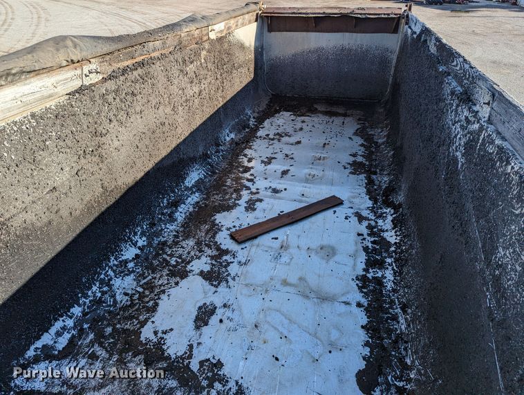 image for item LM9795 1979 Hobbs GA-24-53  end dump trailer
