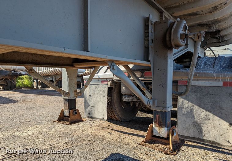 image for item LM9795 1979 Hobbs GA-24-53  end dump trailer