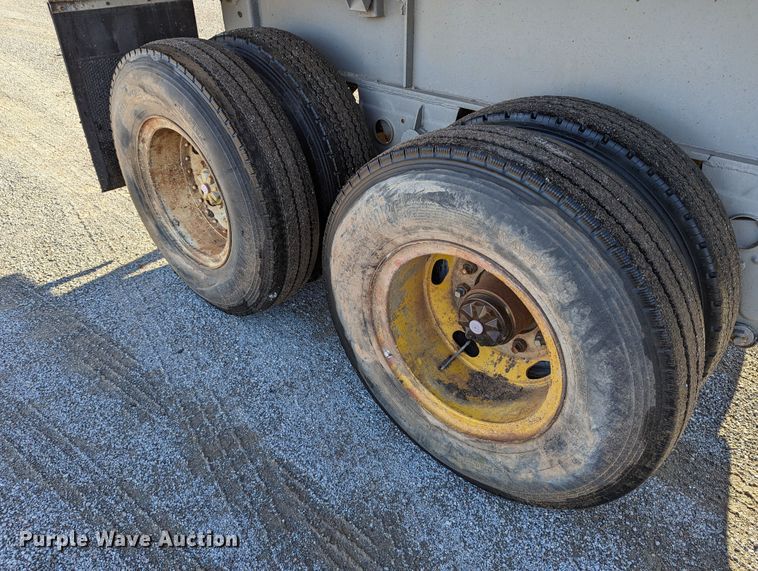 image for item LM9795 1979 Hobbs GA-24-53  end dump trailer