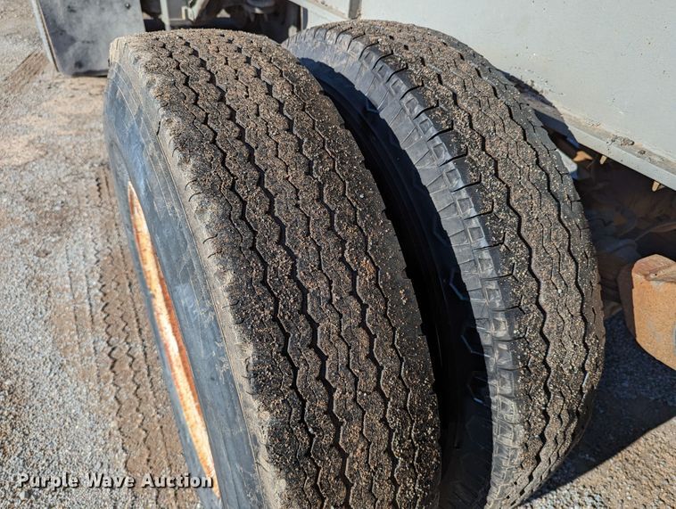 image for item LM9795 1979 Hobbs GA-24-53  end dump trailer