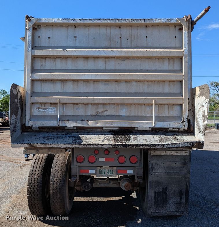 image for item LM9797 1981 Fruehauf ND2-F2-22-7-DA5-24  end dump trailer