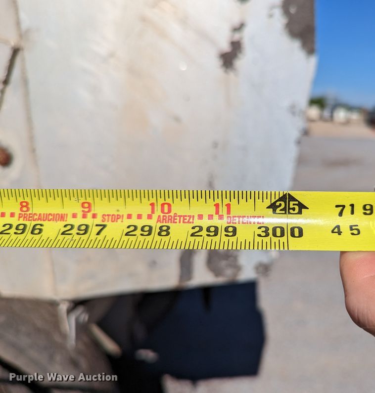 image for item LM9797 1981 Fruehauf ND2-F2-22-7-DA5-24  end dump trailer