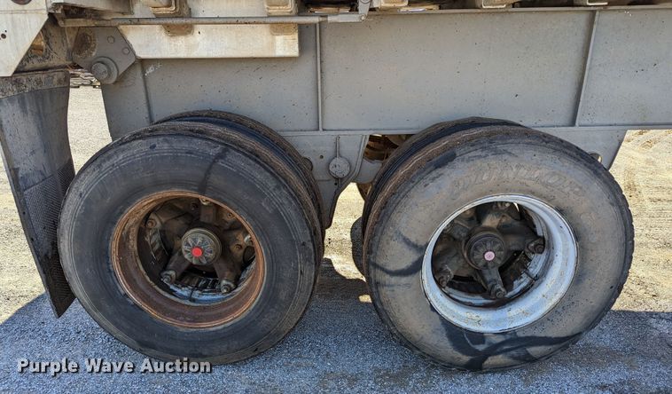 image for item LM9797 1981 Fruehauf ND2-F2-22-7-DA5-24  end dump trailer