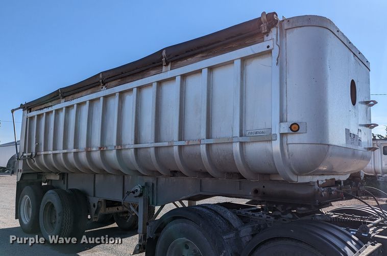 image for item LM9799 1979 Hobbs GS-24-53  end dump trailer