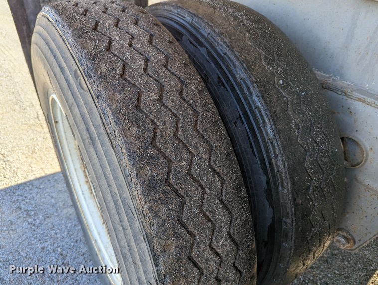 image for item LM9799 1979 Hobbs GS-24-53  end dump trailer