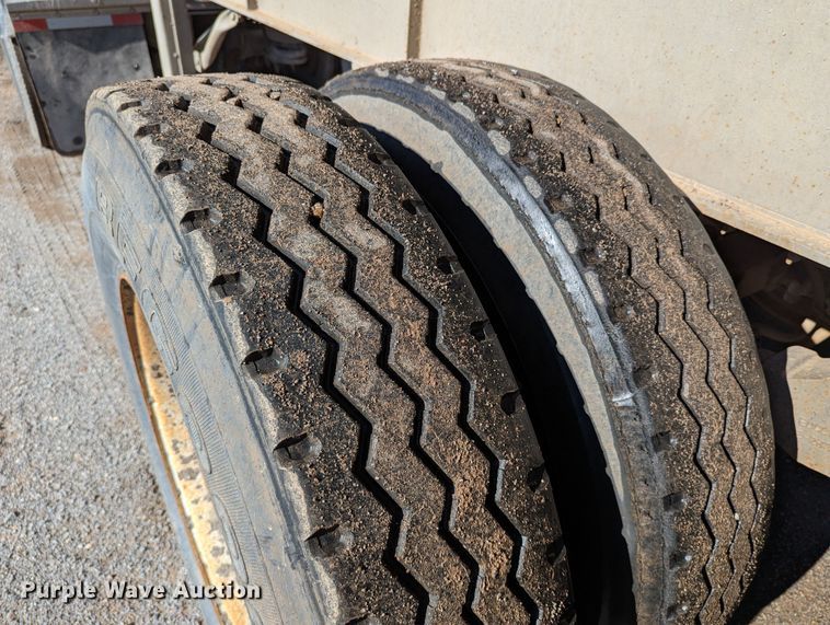 image for item LM9799 1979 Hobbs GS-24-53  end dump trailer