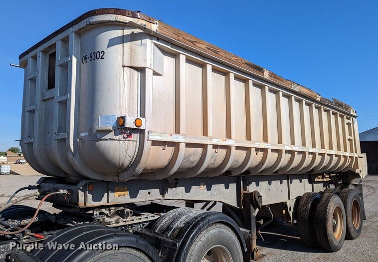 image for item LM9800 1983 Fruehauf ND1-22-7 DA5-24 F2U/C  end dump trailer