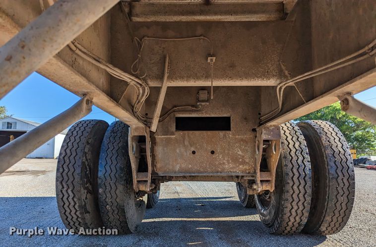 image for item LM9800 1983 Fruehauf ND1-22-7 DA5-24 F2U/C  end dump trailer