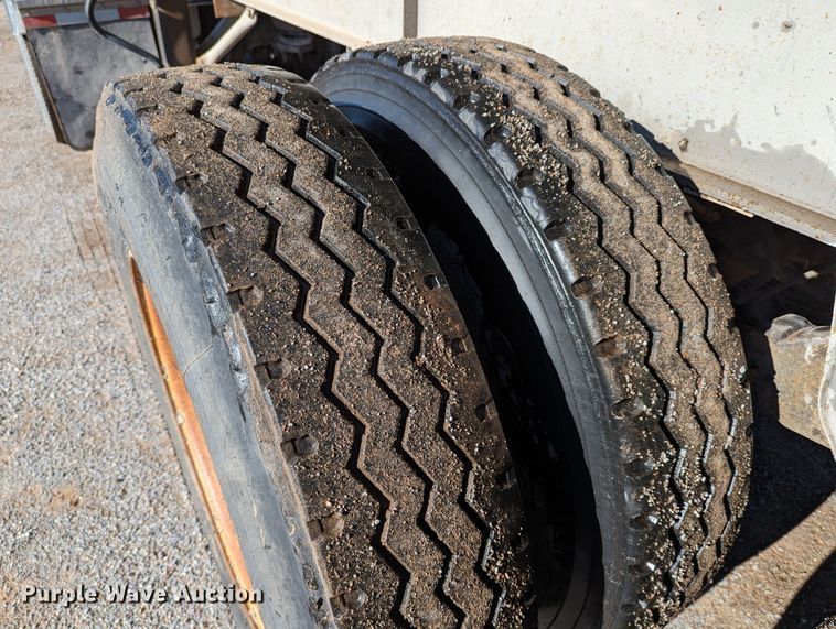 image for item LM9800 1983 Fruehauf ND1-22-7 DA5-24 F2U/C  end dump trailer