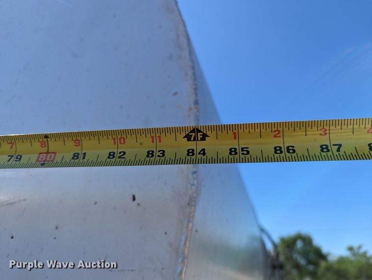 image for item LM9806 1974 Trailmobile T41I1CBF  tank trailer