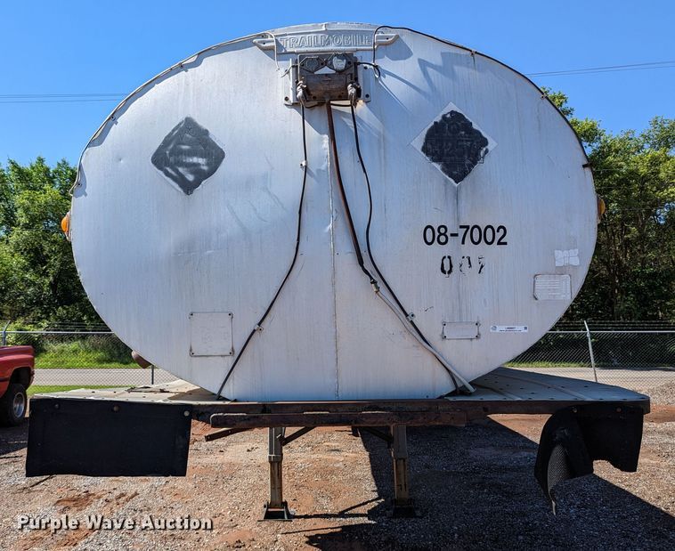 image for item LM9807 1970 Trailmobile T41I1CBF  tank trailer